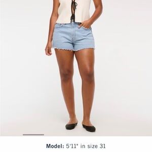 Curve Love High Rise Mom Short